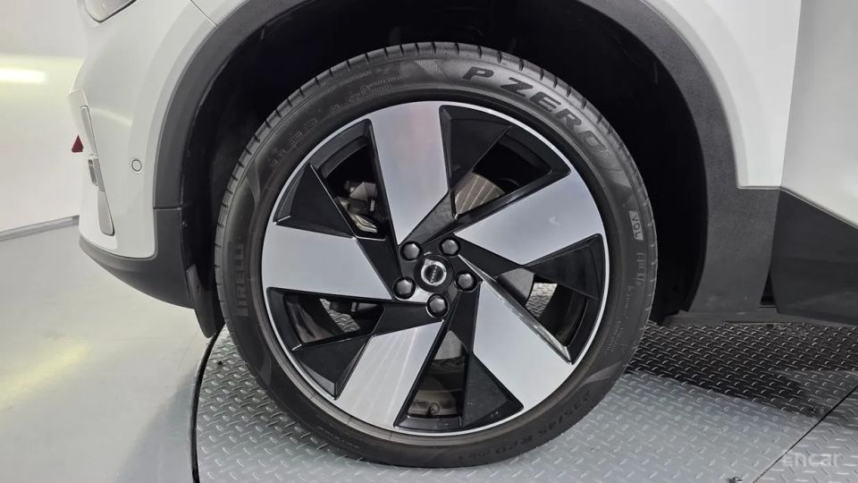 Volvo C40
