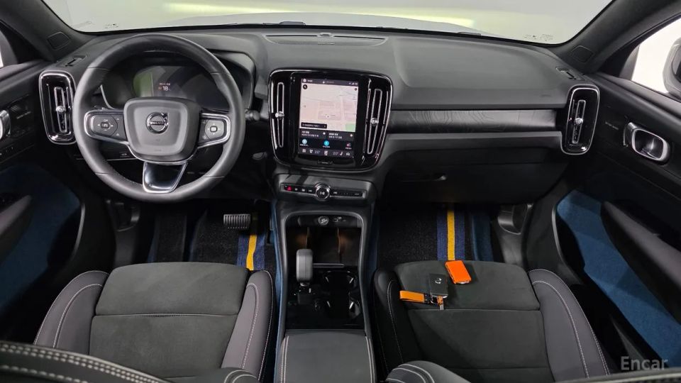 Volvo C40