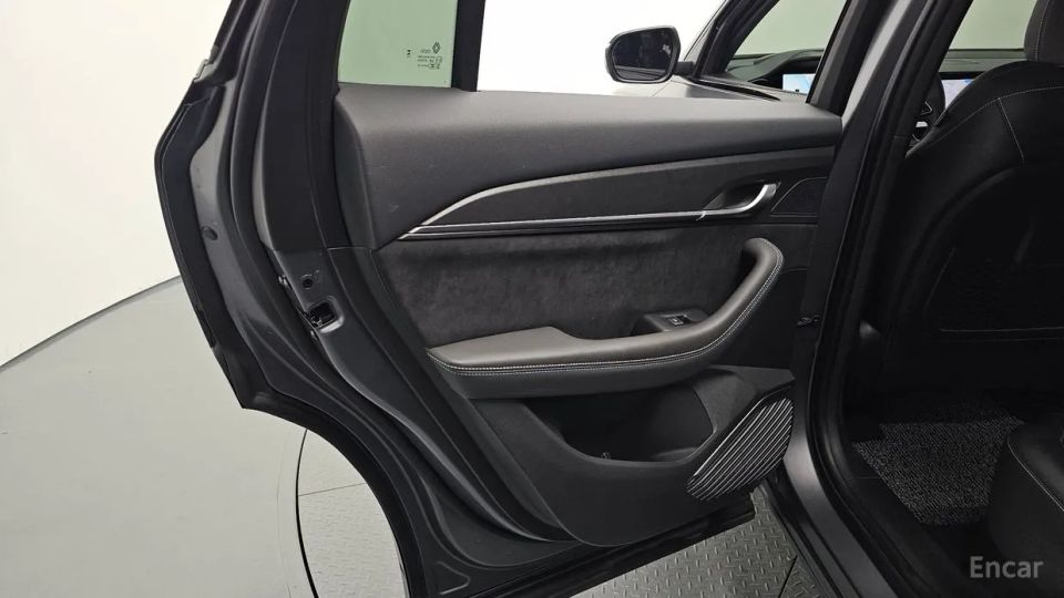 Renault-KoreaSamsung Grand Koleos