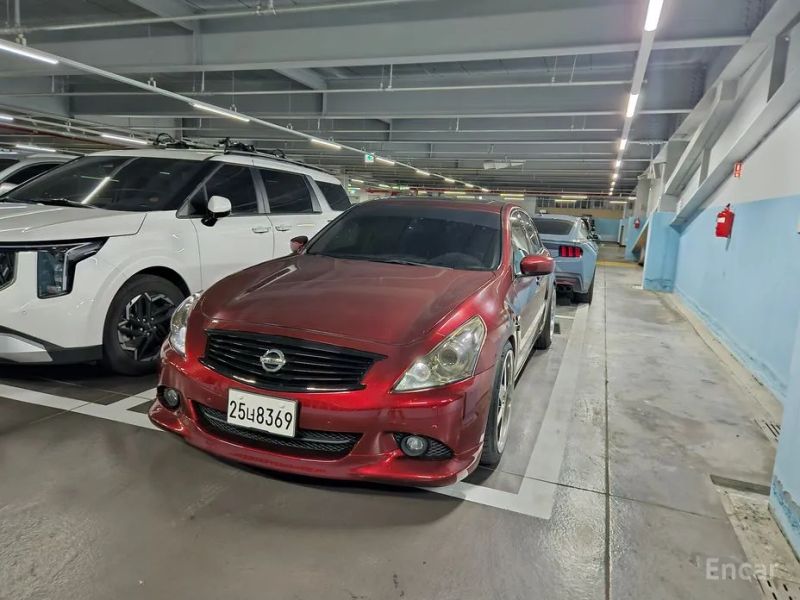 Infiniti G