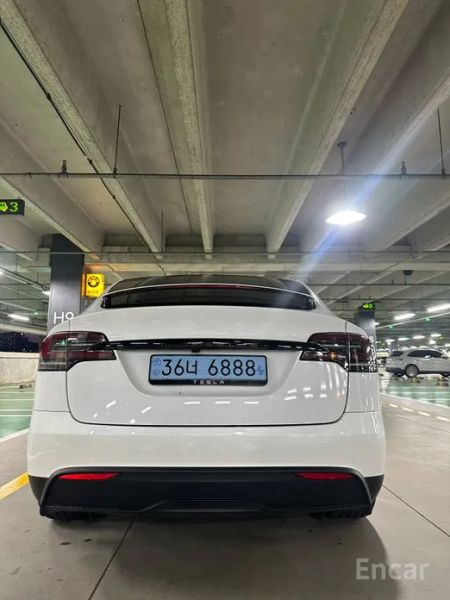 Tesla model-x