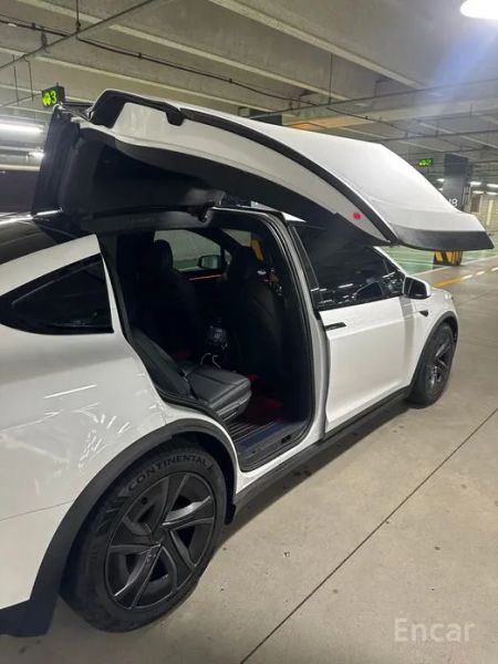 Tesla model-x