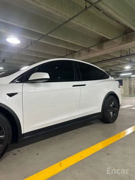 Tesla model-x