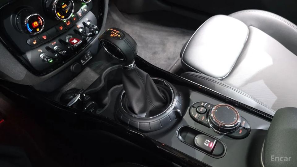 Mini clubman