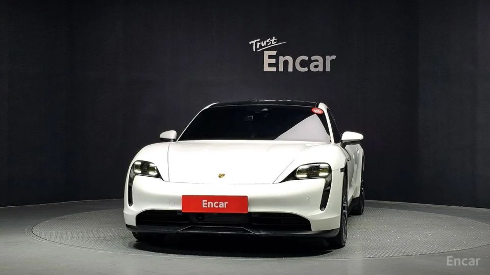 Porsche Taycan