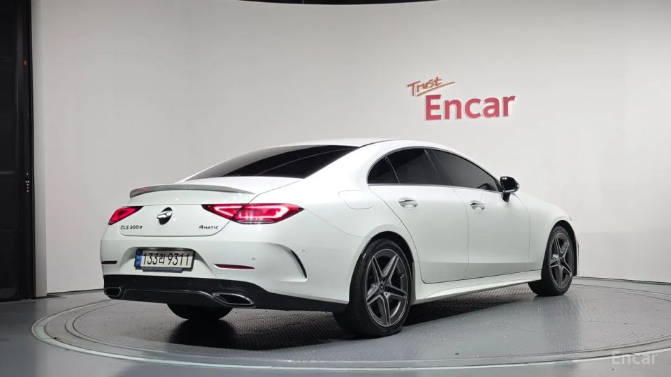 Mercedes-Benz CLS-Class