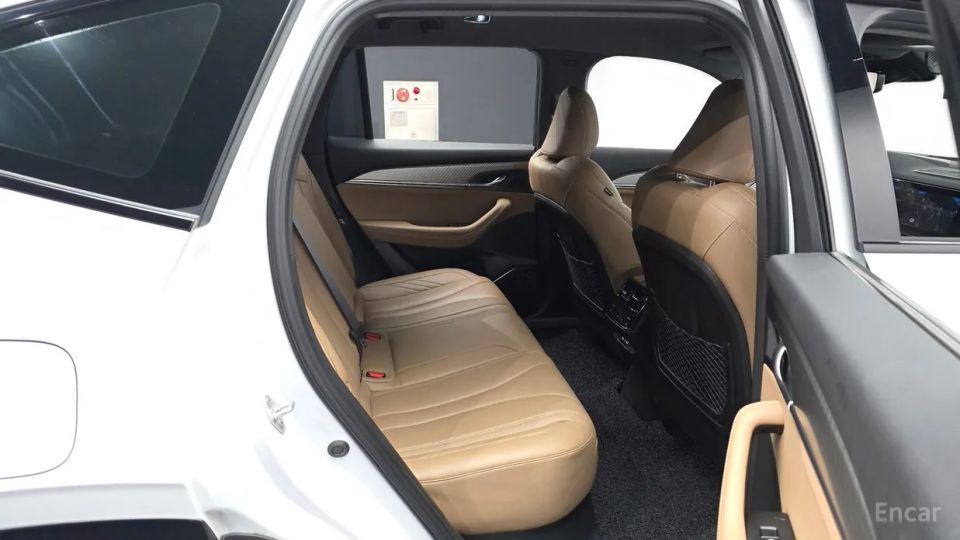 Renault-KoreaSamsung Grand Koleos