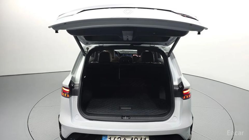 Renault-KoreaSamsung Grand Koleos