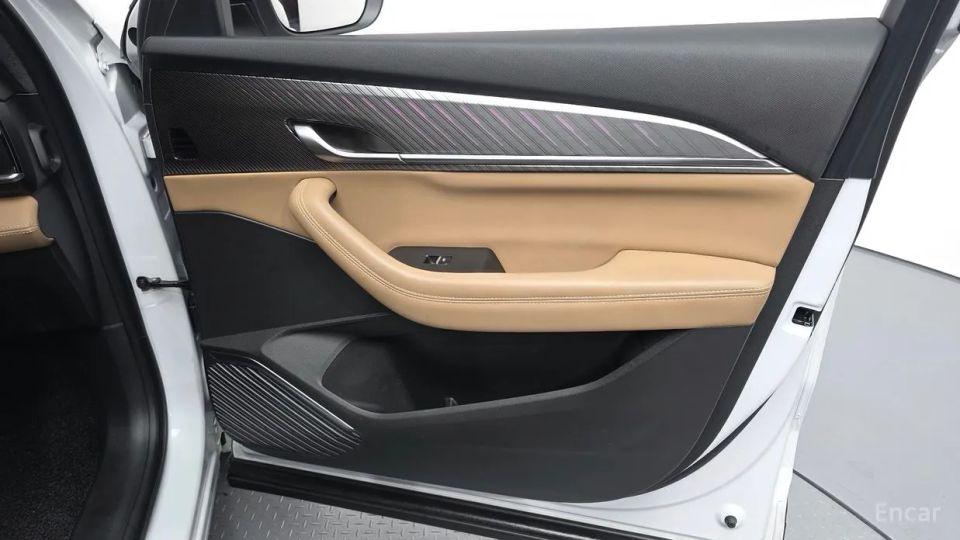 Renault-KoreaSamsung Grand Koleos