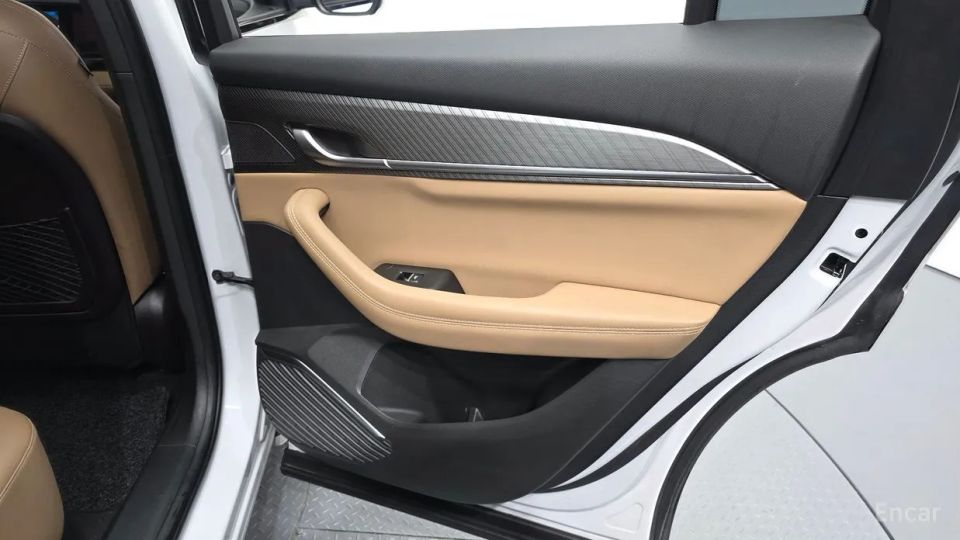 Renault-KoreaSamsung Grand Koleos