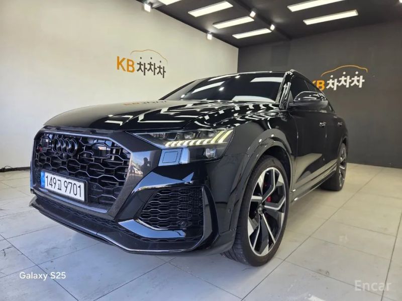 Audi rsq8