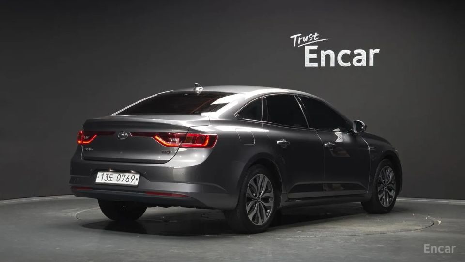Renault-KoreaSamsung SM6