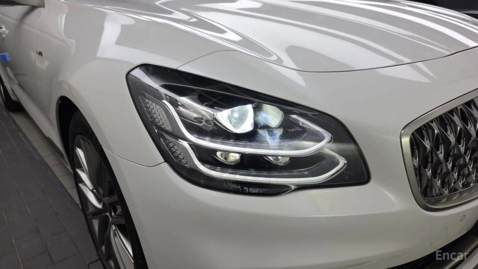Kia K9