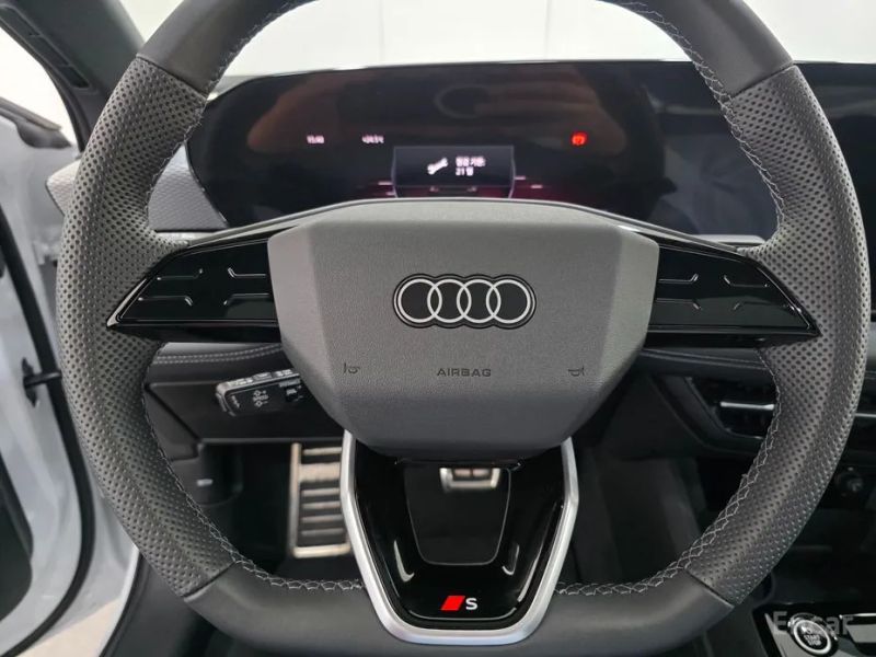 Audi A6 e-Tron