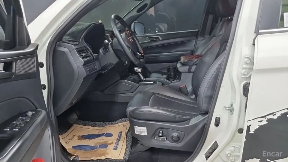 KG_Mobility_Ssangyong Rexton