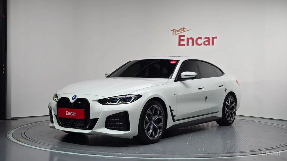 BMW I4