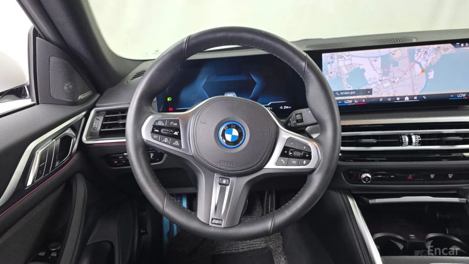 BMW I4