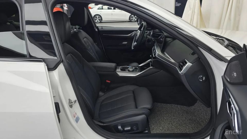 BMW I4