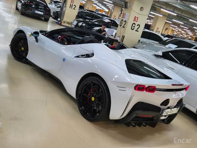Ferrari SF90