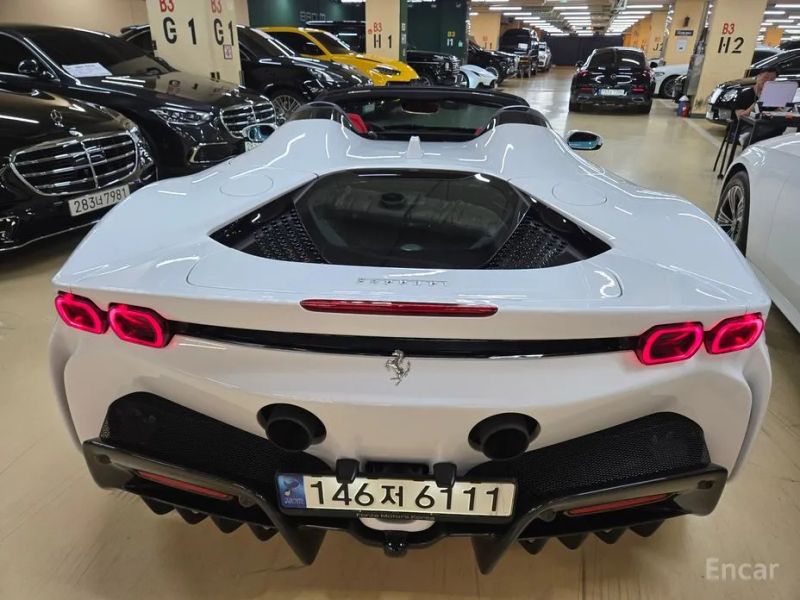 Ferrari SF90