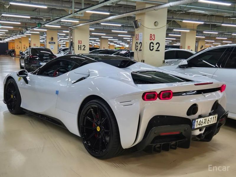 Ferrari SF90