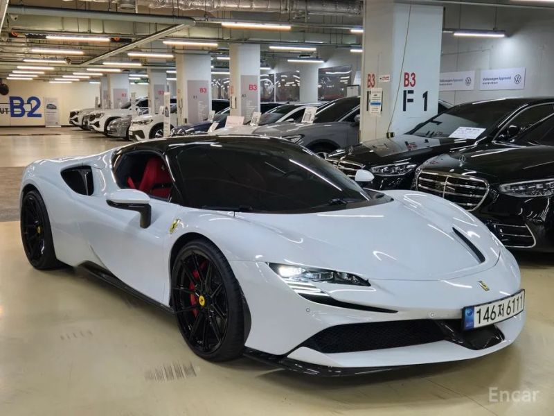 Ferrari SF90