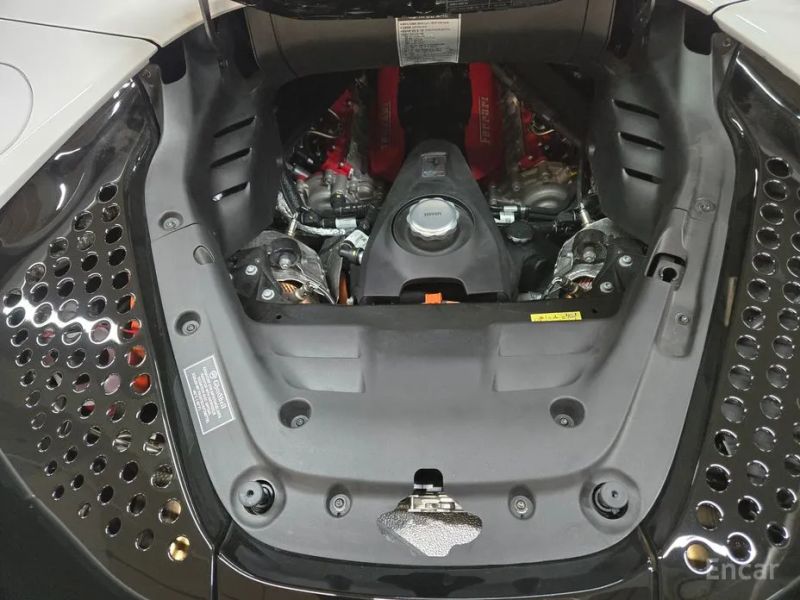 Ferrari SF90