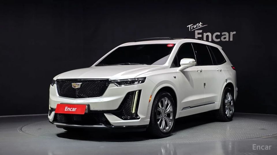 Cadillac XT6