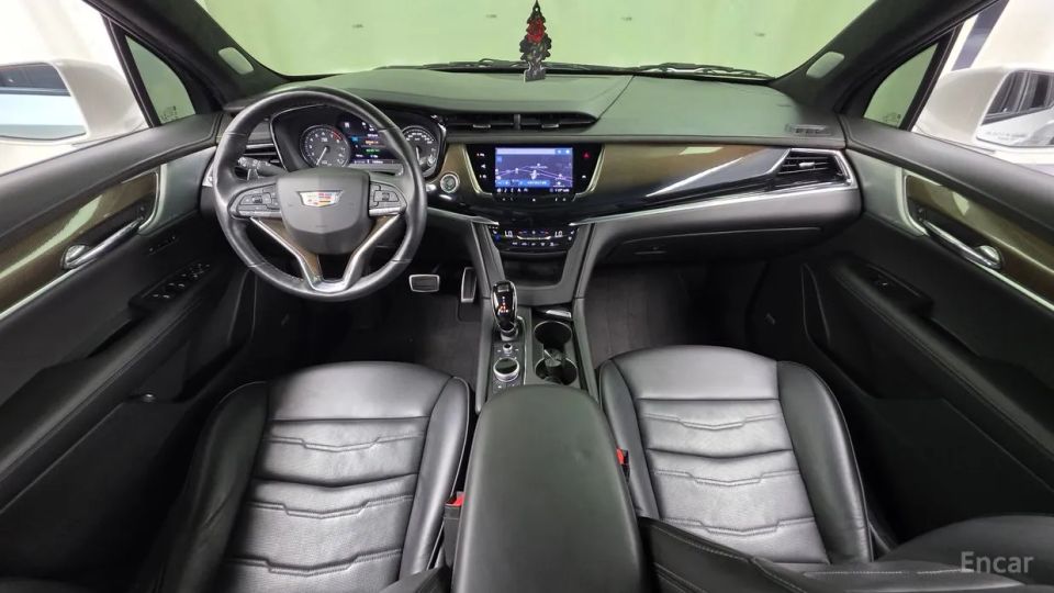 Cadillac XT6