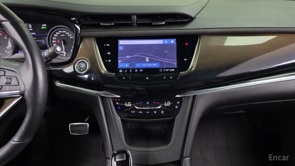 Cadillac XT6