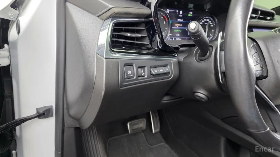 Cadillac XT6