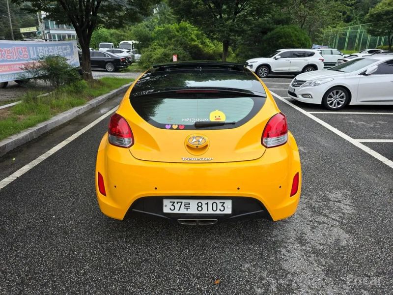 Hyundai Veloster