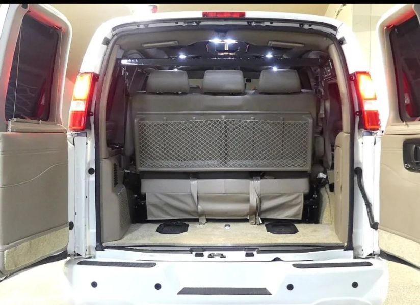 Chevrolet Express Van