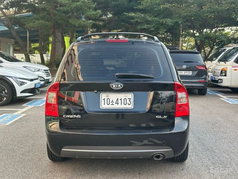 Kia Carens