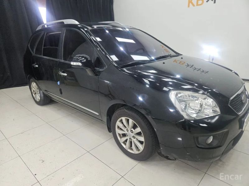 Kia Carens