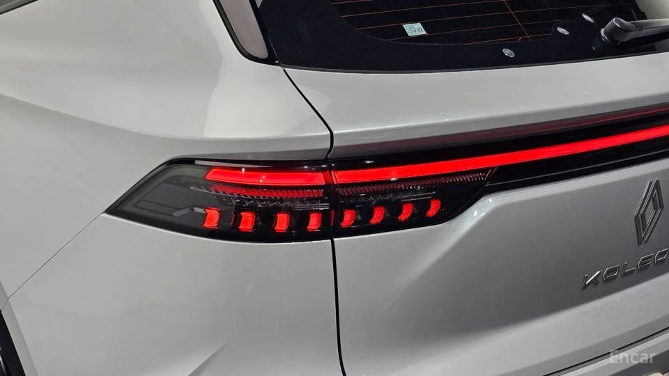 Renault-KoreaSamsung Grand Koleos