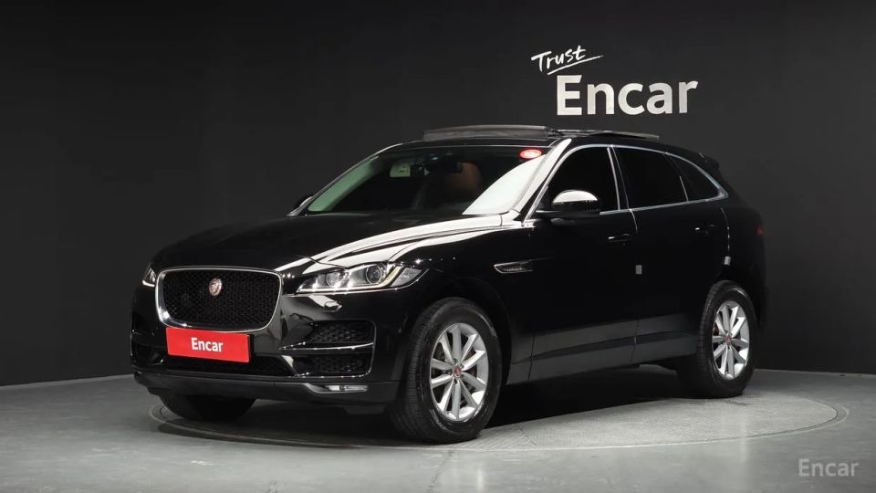 Jaguar F-PACE