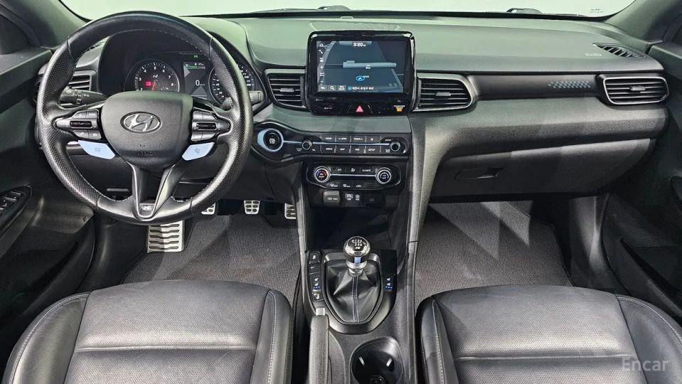 Hyundai Veloster