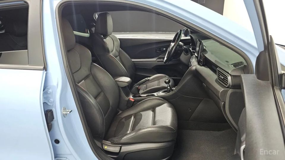 Hyundai Veloster