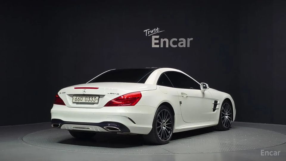Mercedes-Benz SL-Class