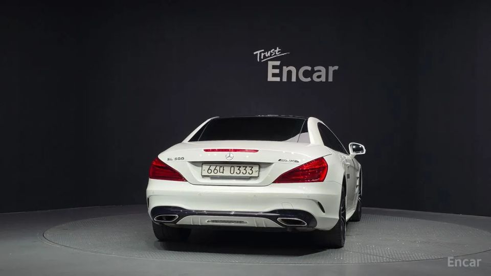 Mercedes-Benz SL-Class