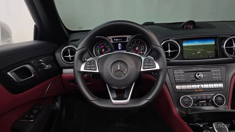 Mercedes-Benz SL-Class