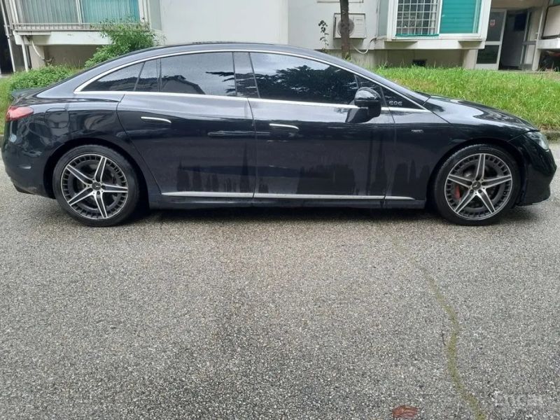Mercedes-Benz EQE