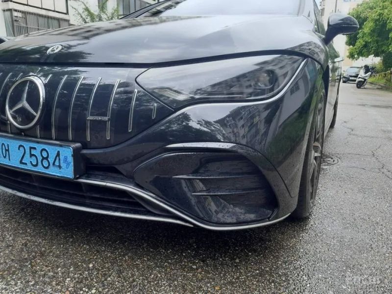 Mercedes-Benz EQE