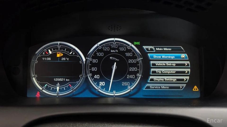 Jaguar XJ