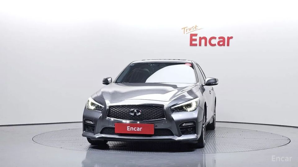 Infiniti Q50
