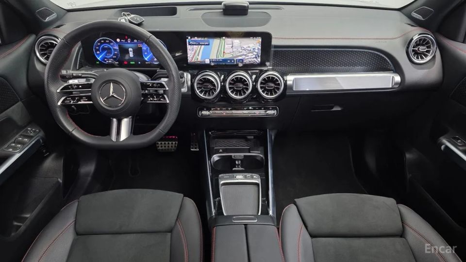 Mercedes-Benz EQB