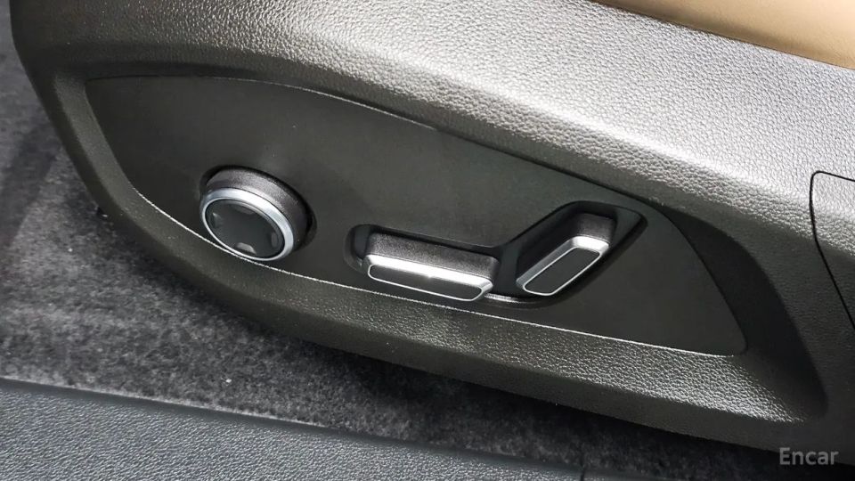 Renault-KoreaSamsung Grand Koleos