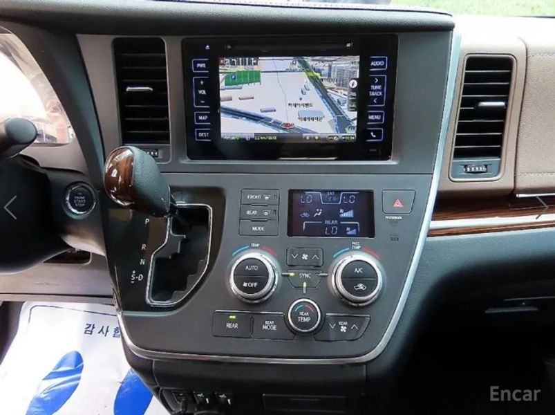 Toyota Sienna