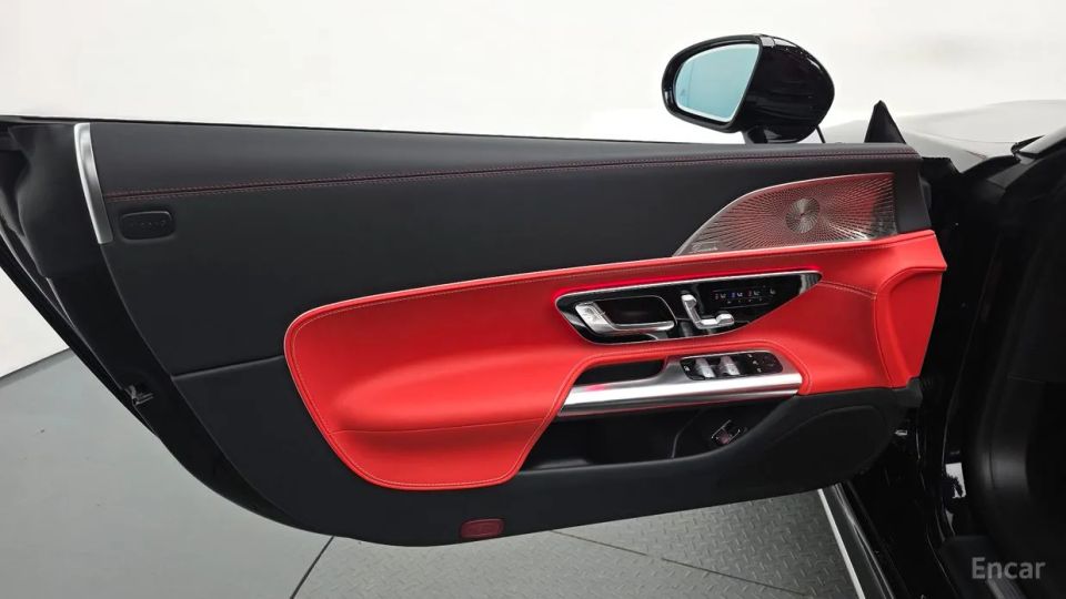Mercedes-Benz SL-Class